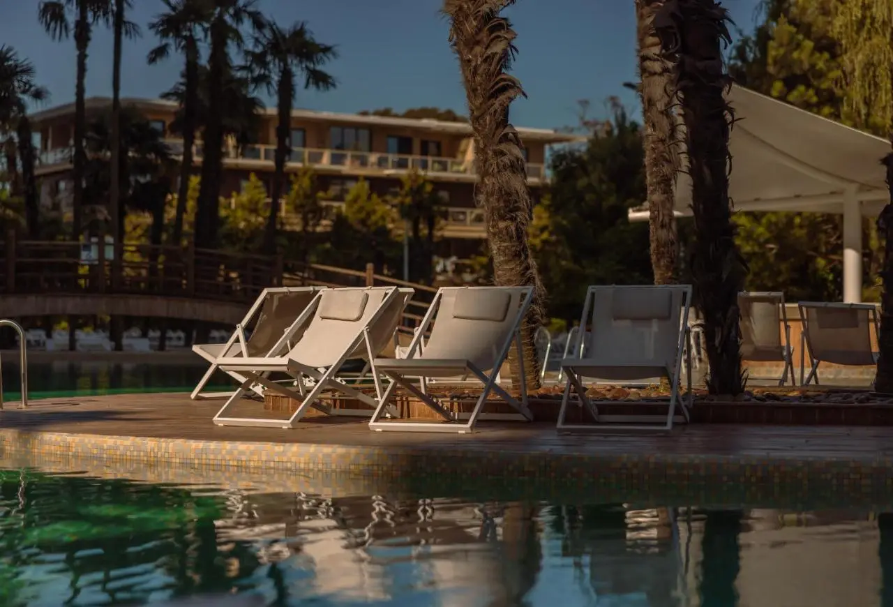 Dreamland Oasis Hotel Chakvi