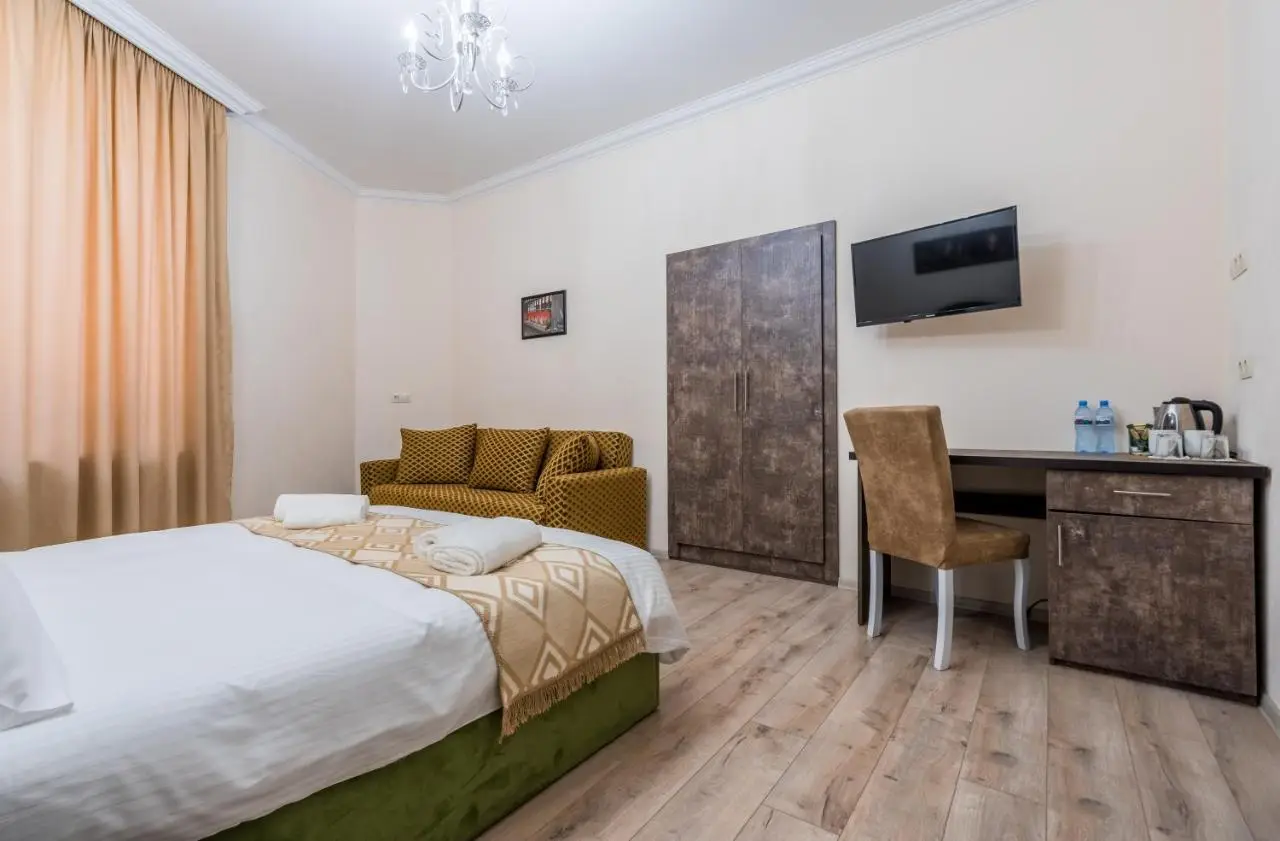 Golden Light Hotel