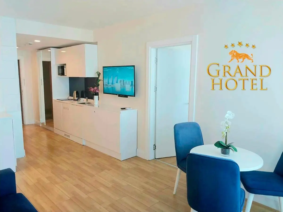GRAND HOTEL ☆ ORBI CITY