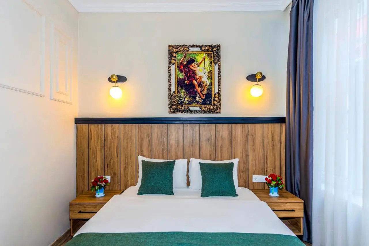 La Pera Suites Hotel