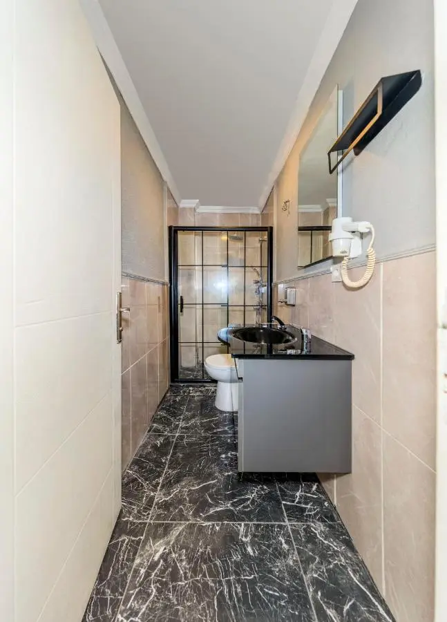 La Pera Suites Hotel