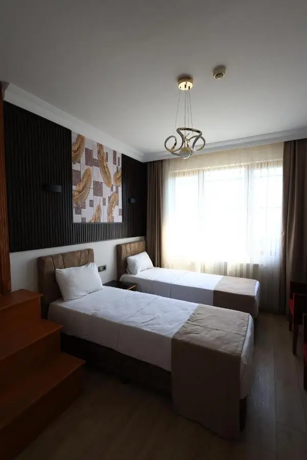 New House Hotel