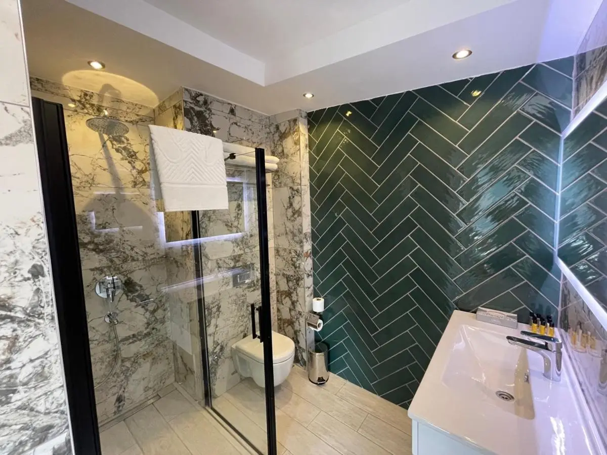 Feri Suites