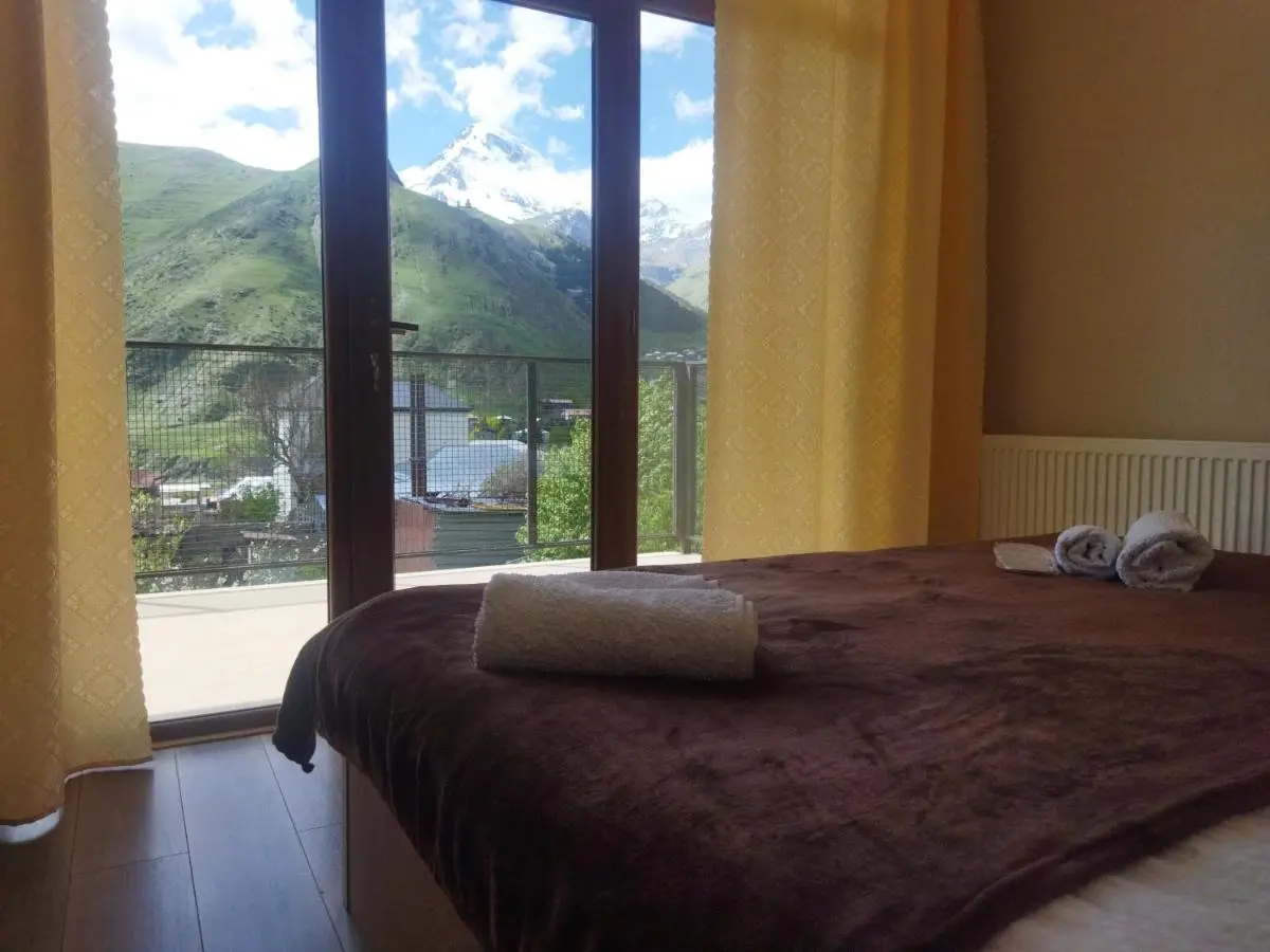DISCOVER KAZBEGi HOTEL
