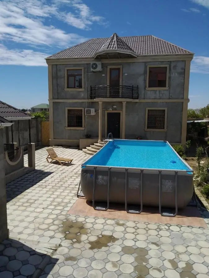 Cozy House in Bina, Bolluq