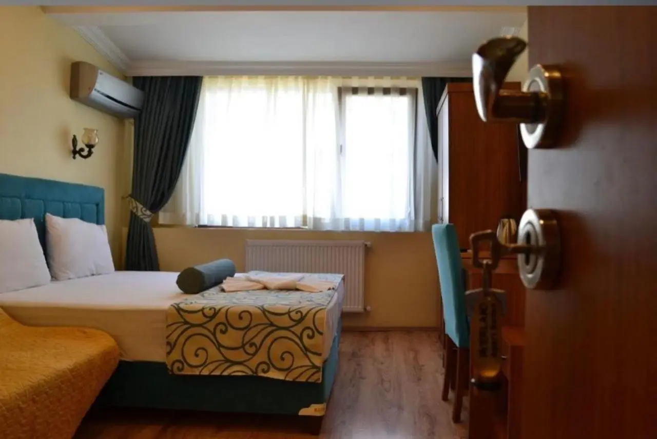 Riverland Suites Apart Hotel