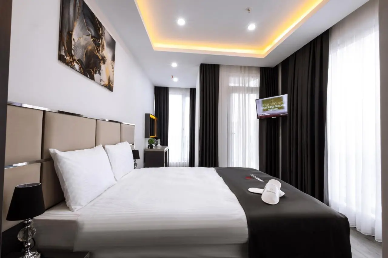 Meyzi Hotel
