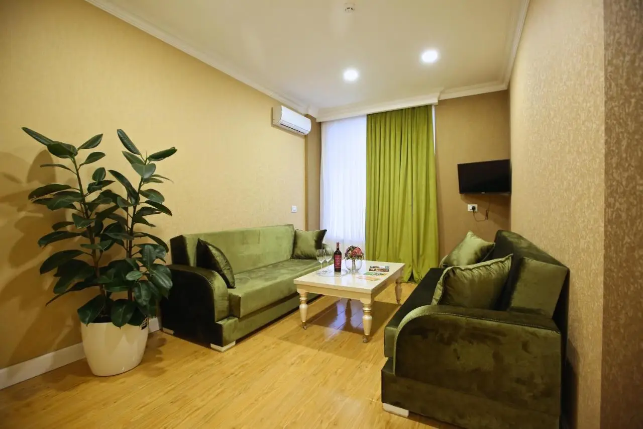 Rusel Hotel