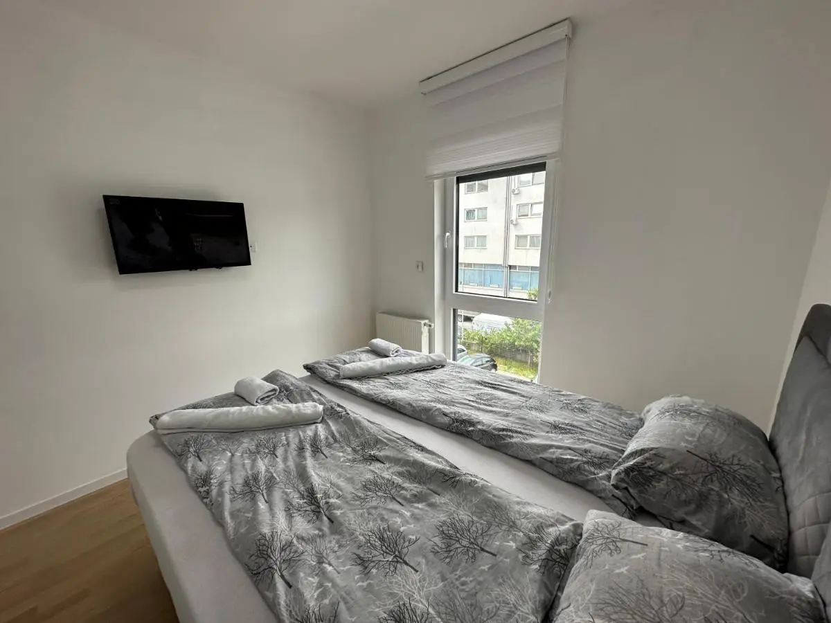 Apartment by expert Ado