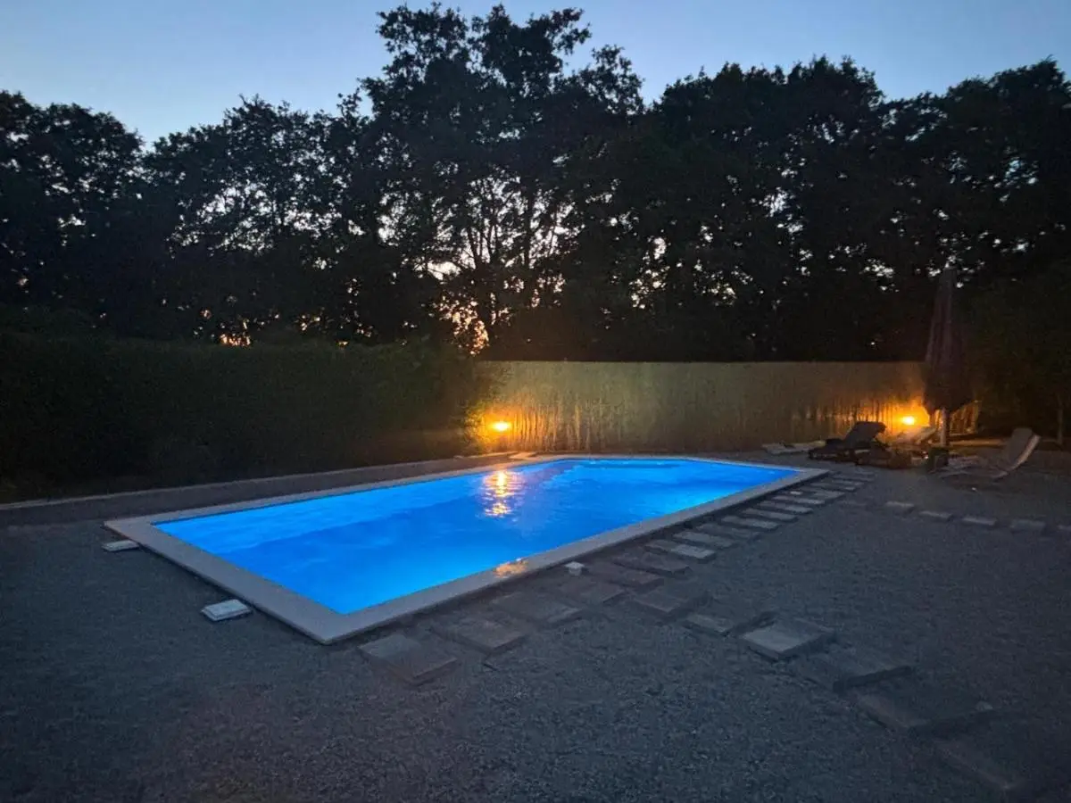 Guesthouse Vionica - Peace & Pool