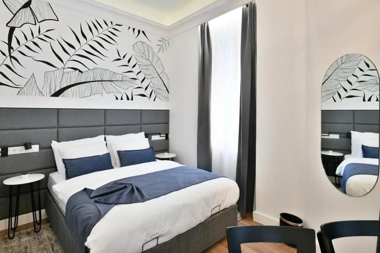 Luxury Galla Apartments in the City Center