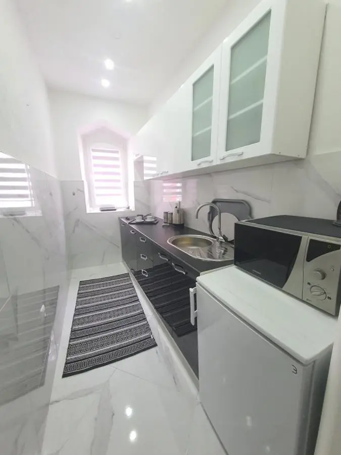 Apartman DIN