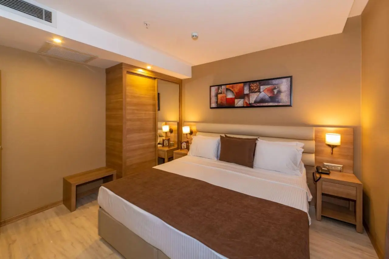 38 Hotel