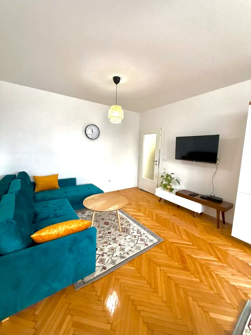 NEW Modern Apartment near the Center