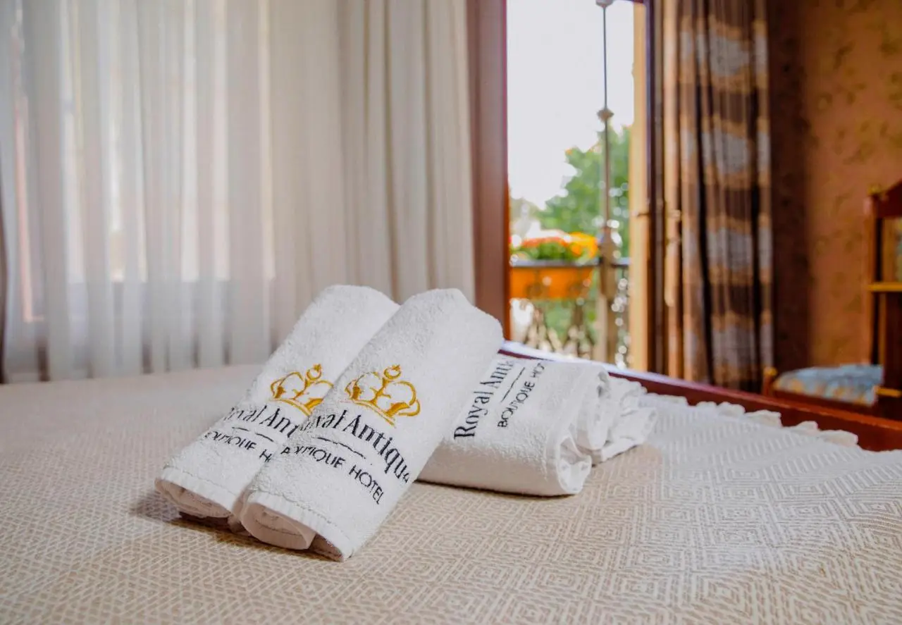 Royal Antique Boutique Hotel