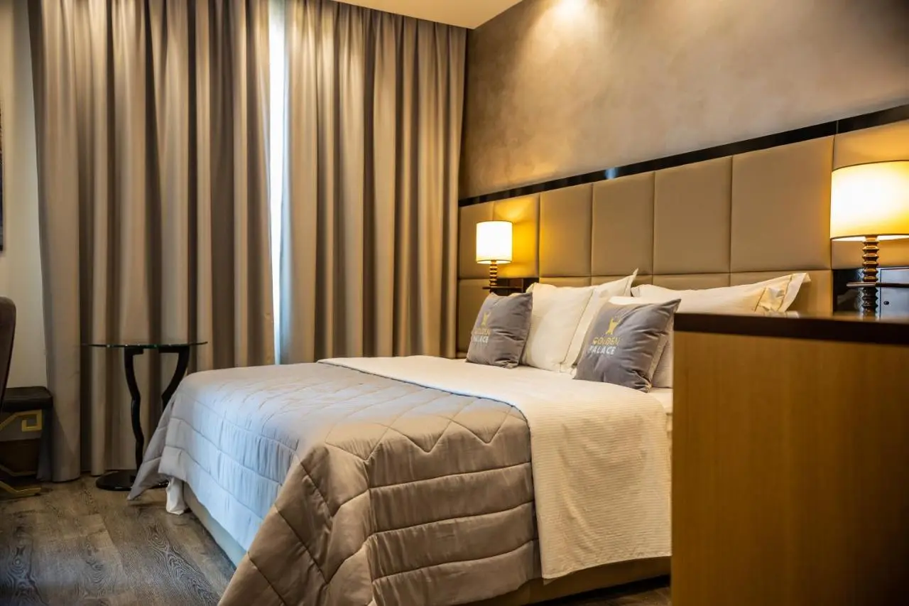 Hotel Golden Palace