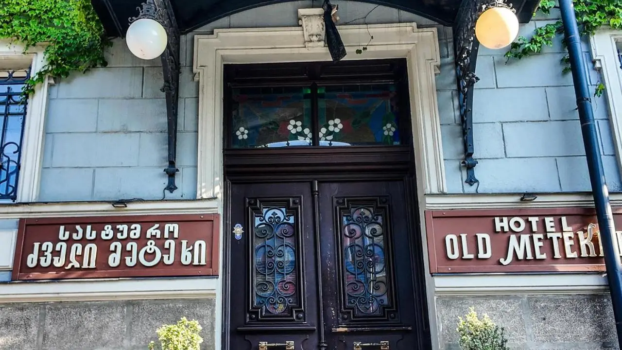 Old Metekhi By OldTown