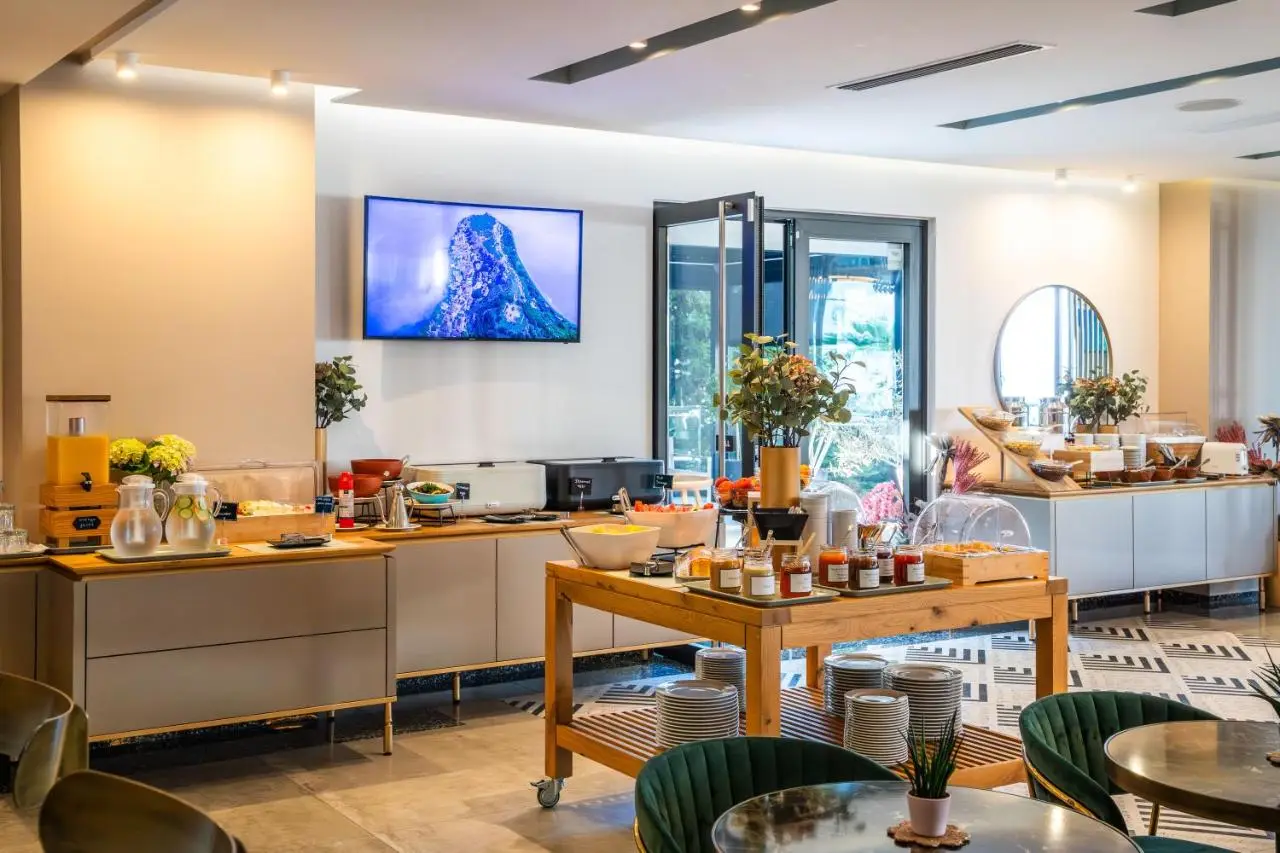 Glow Boutique Hotel & Suites