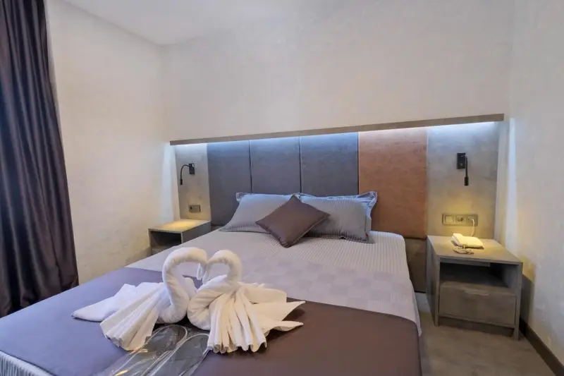 The Queen Hotel