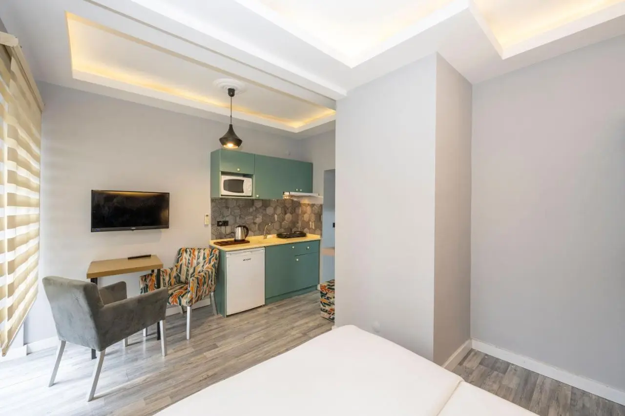 Cirrus Suites