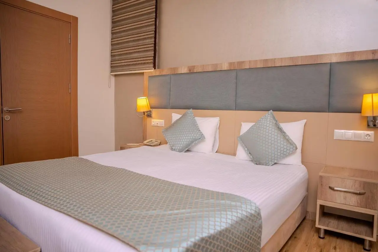Mari Suites Hotel
