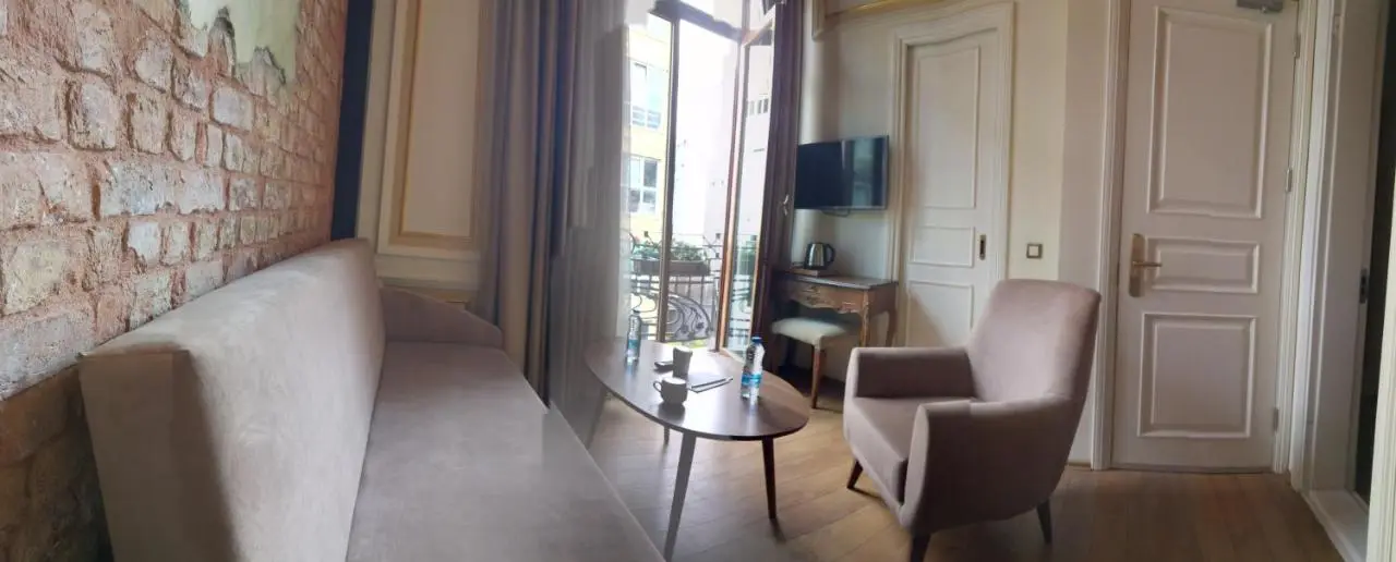 Hotel Pera Parma