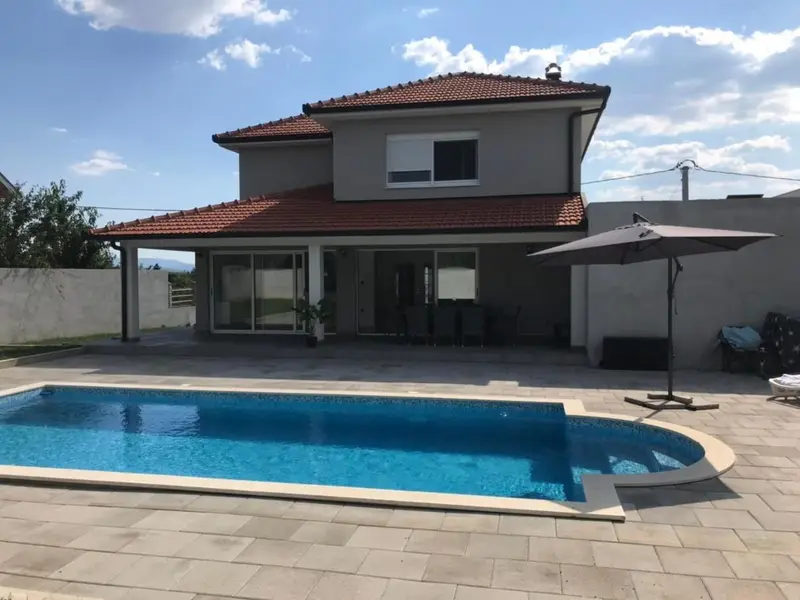 Villa Elezovic