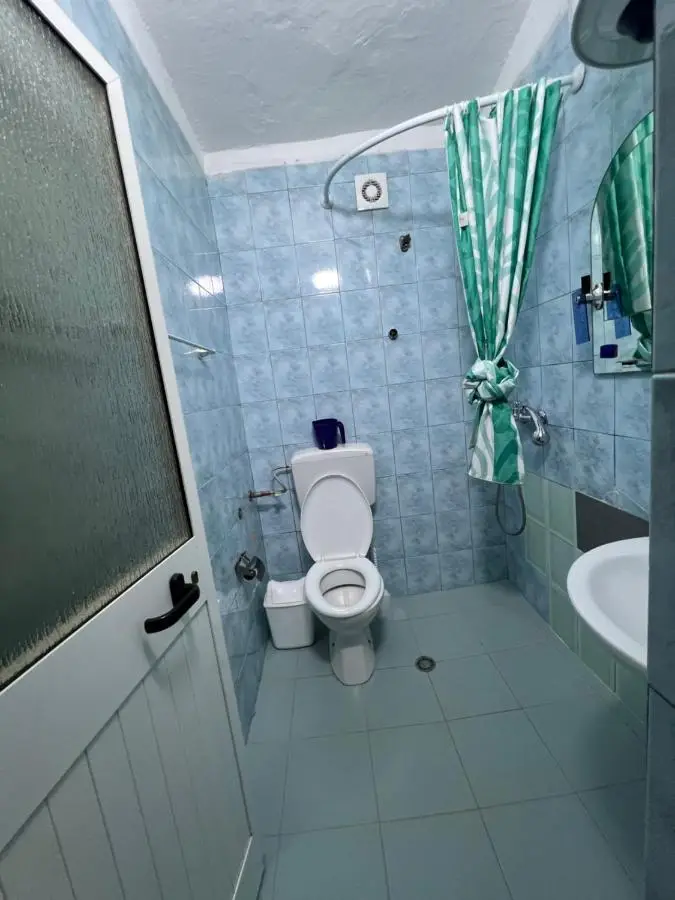 Sisterhood Hostel-Female Only
