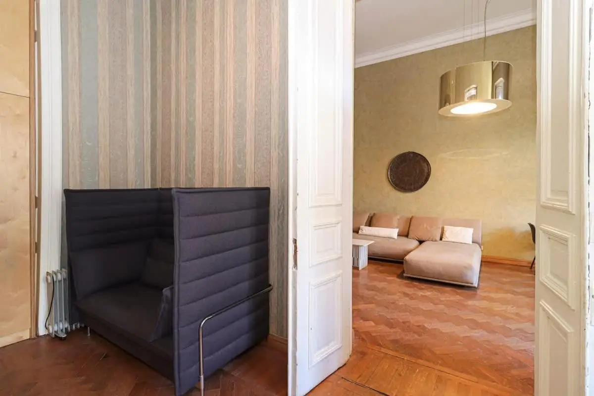 1-BR Apt in Central Tbilisi by Wehost