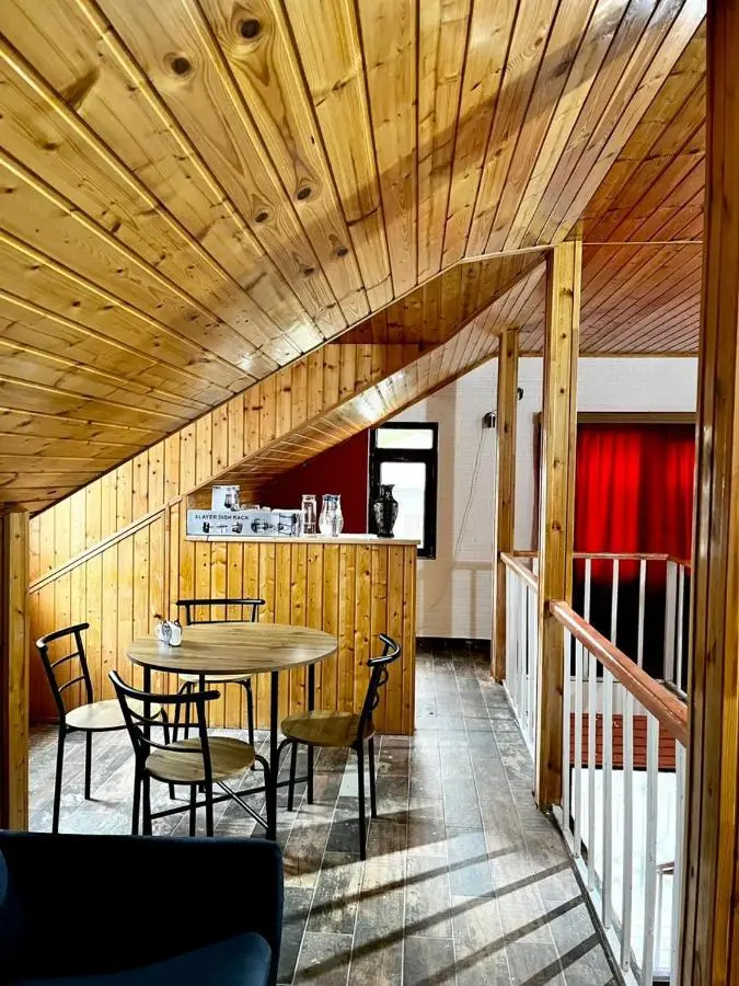 Nino & Irodi's Guest House
