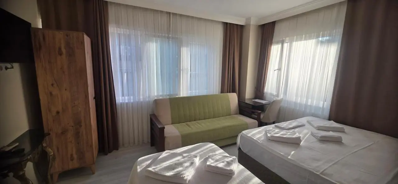 Blue Amedist Hotel