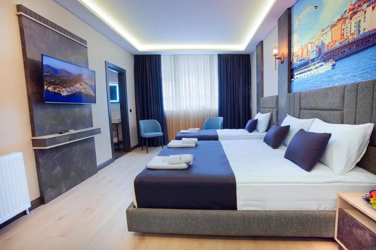 Comfort Point Two Hotel