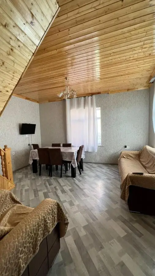 VILLA MEYSARY