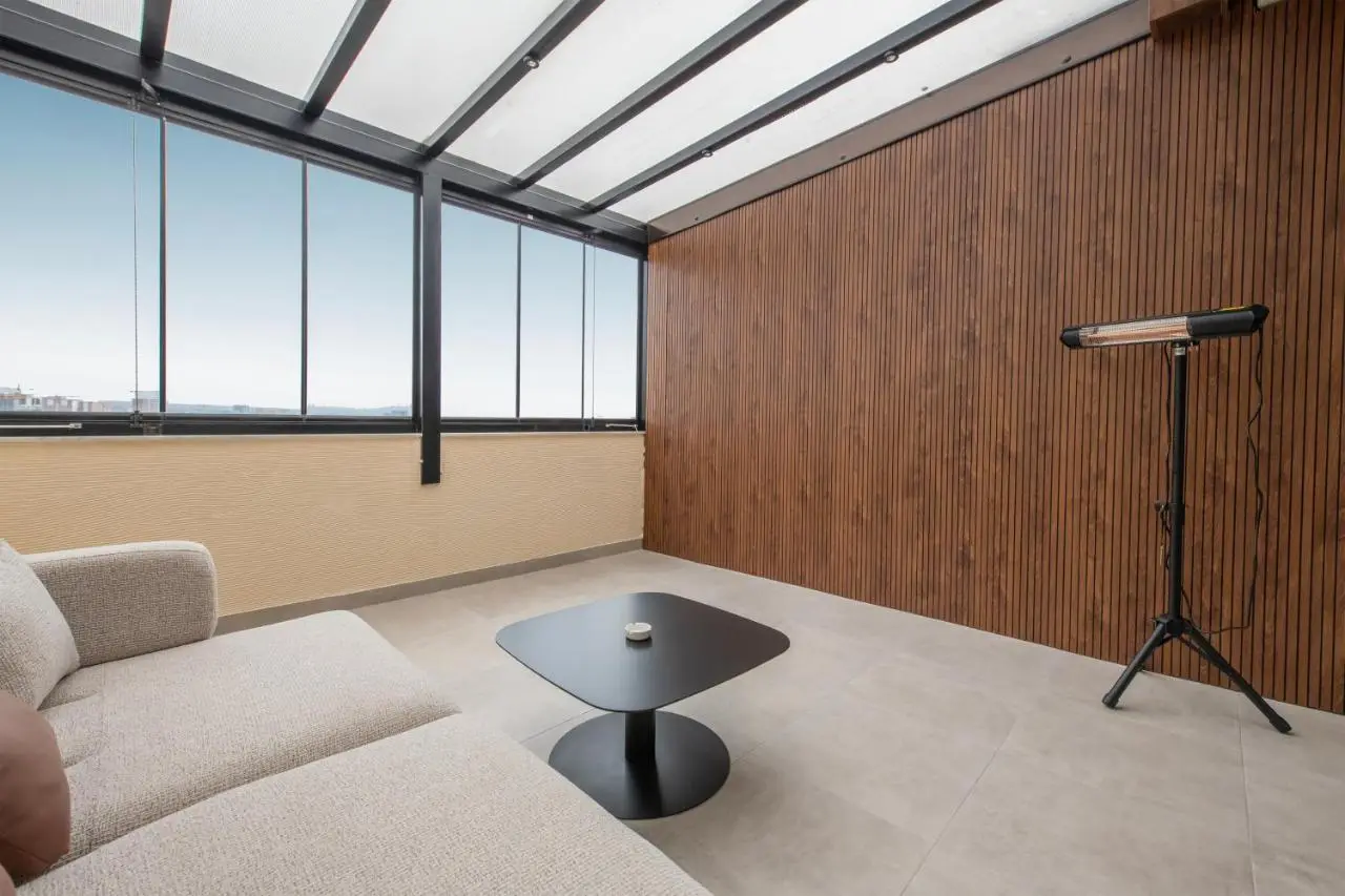Terrace 17 by Doors