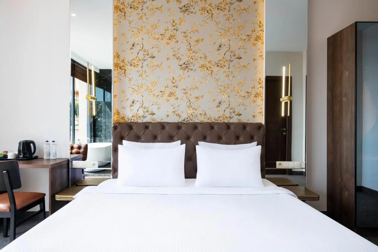 Highgarden Hotel