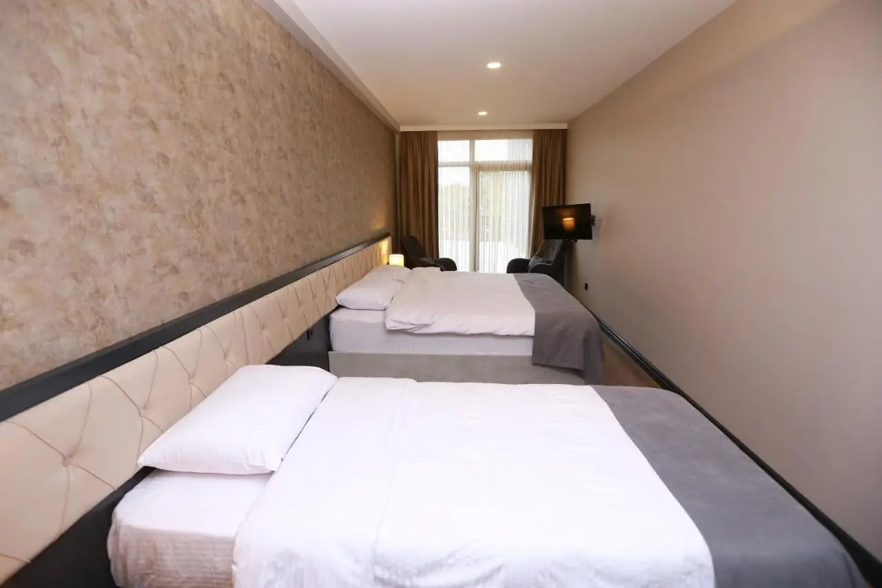 PENTAHOR HOTEL
