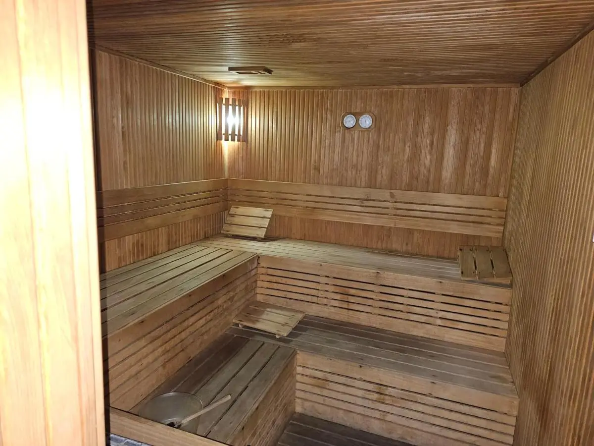 Taksim Square Residence, Two bedrooms, pool sauna gym