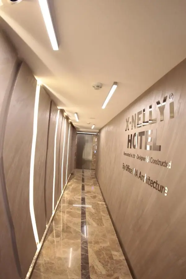 X-NELLYİ HOTEL