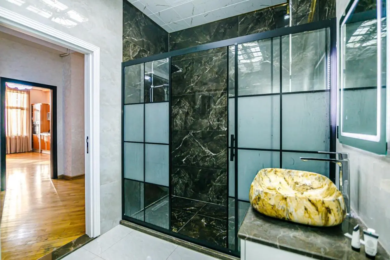 MARIA Luxury Apartment in Nizami street