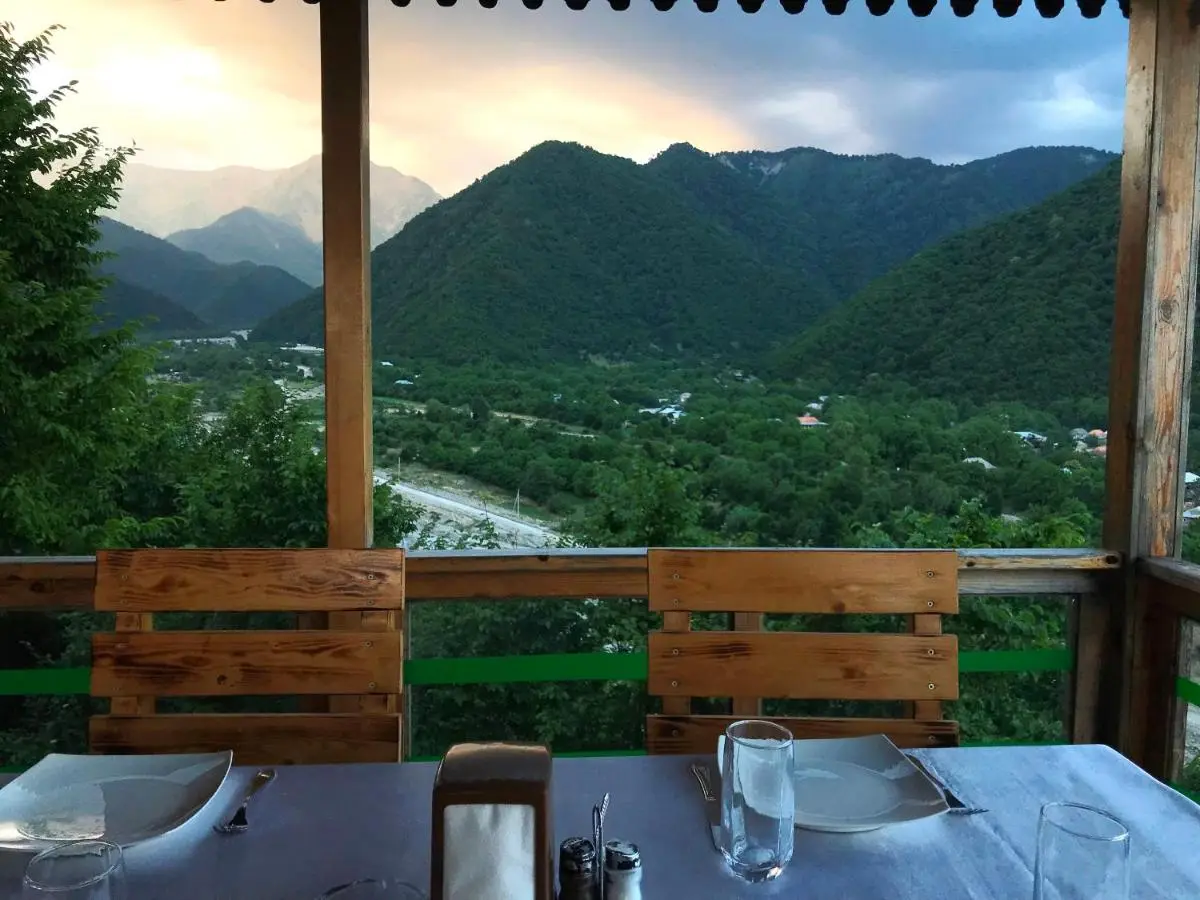 Kungut Hotel & Restaurant