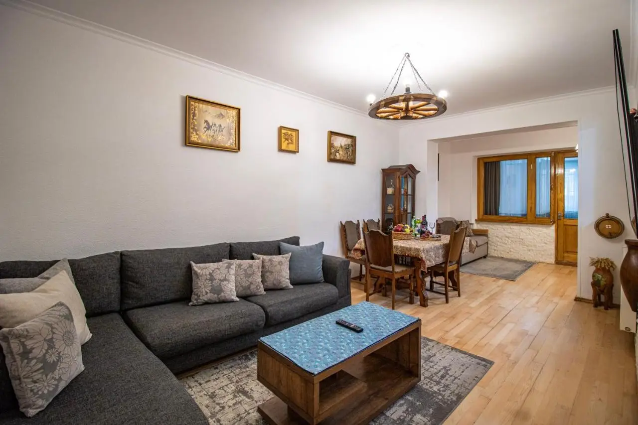 Cozy Apartment on Kostava