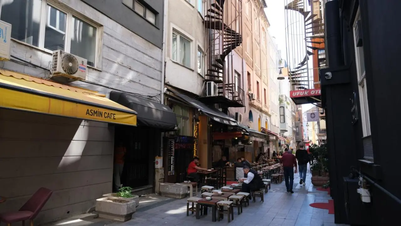 Simon Hotel