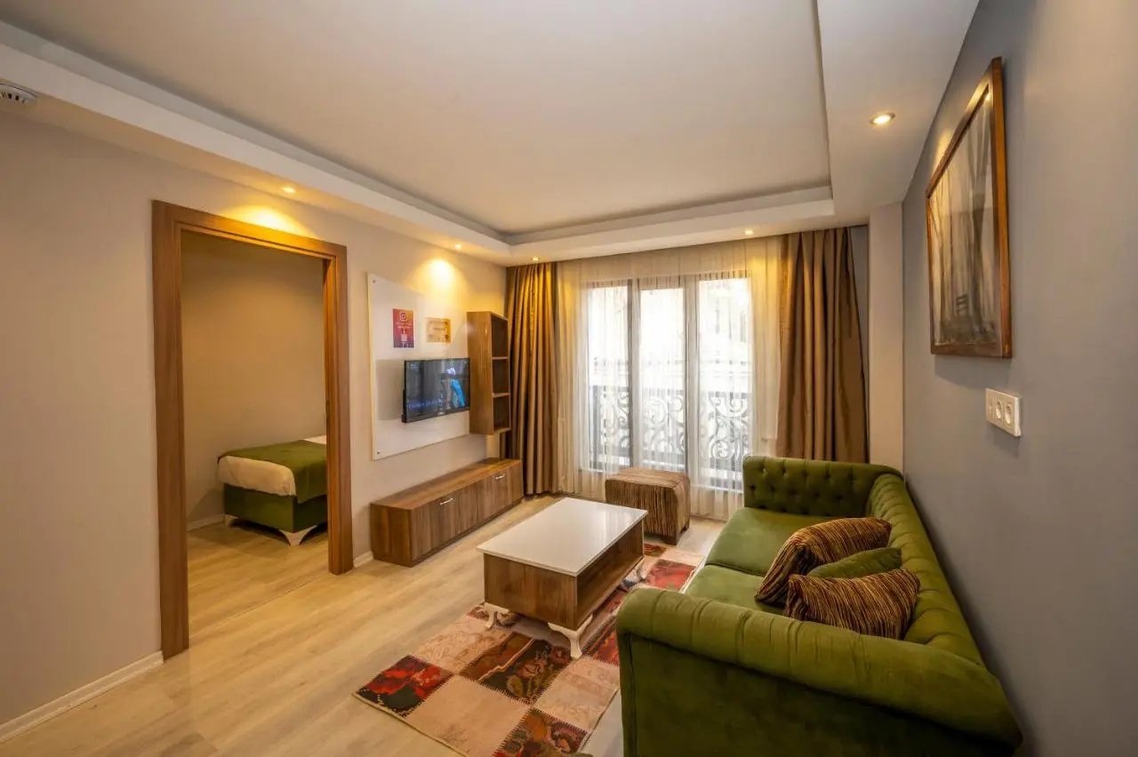 Marida Suit - Istanbul Taksim