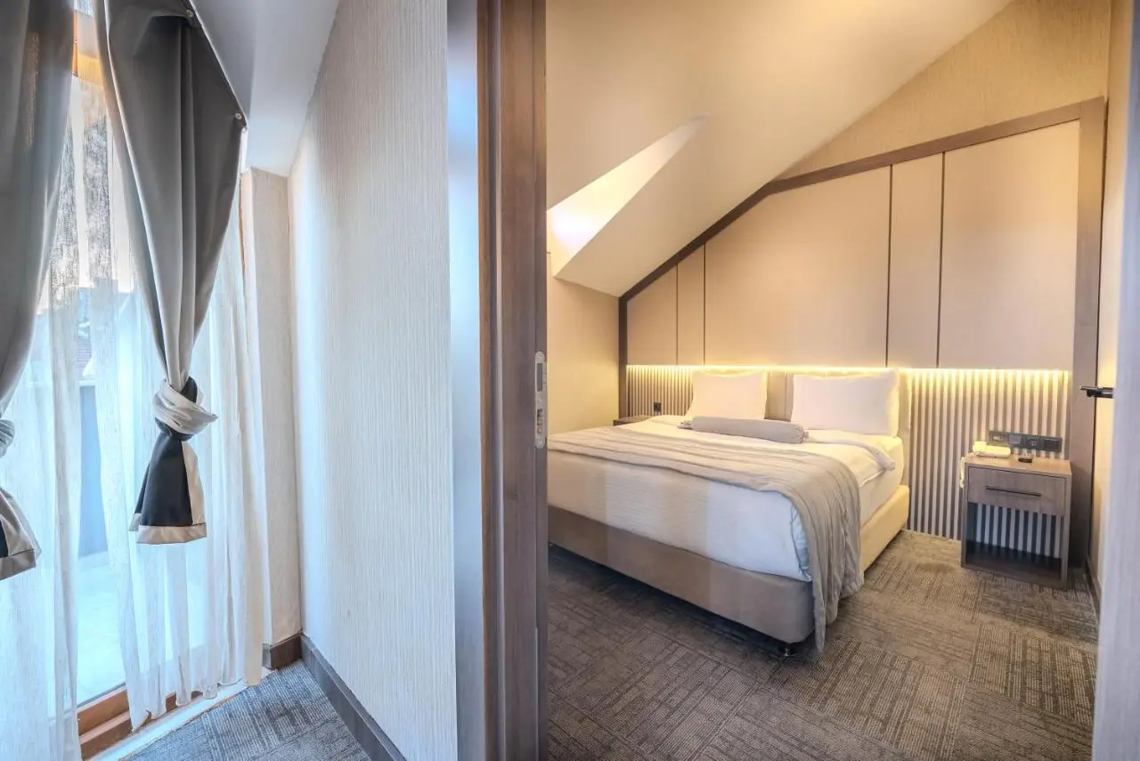 BEST GARDEN HOTEL
