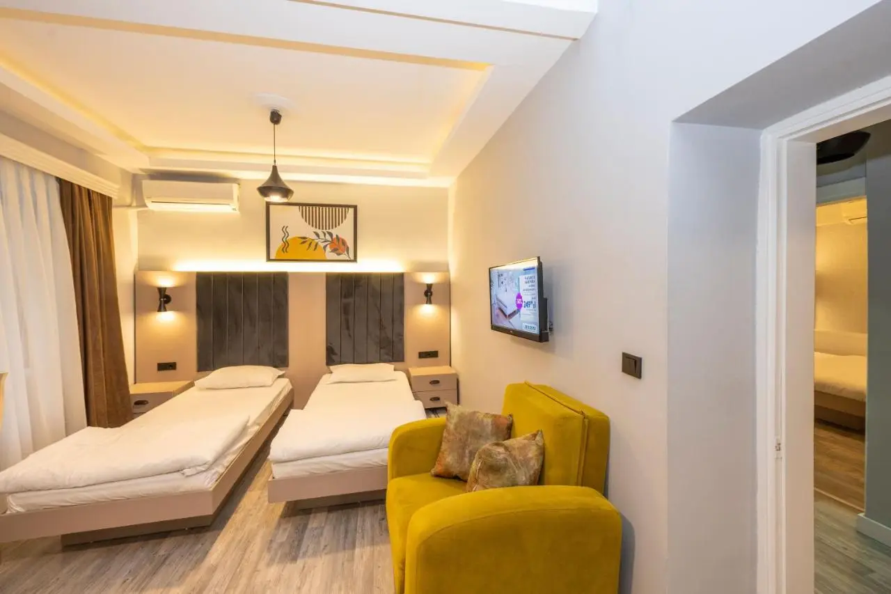 Cirrus Suites