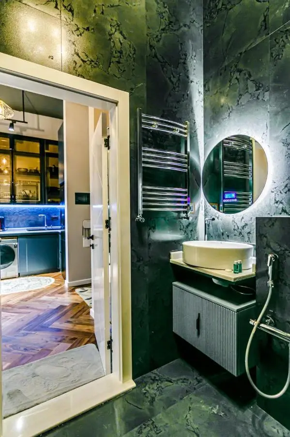 LUXURY K NightsBridge Residance White City