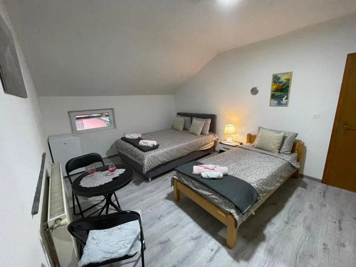 Pougarka Apartments