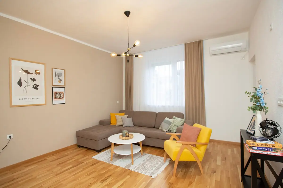 Apartment Narona near Old Bridge | Free parking