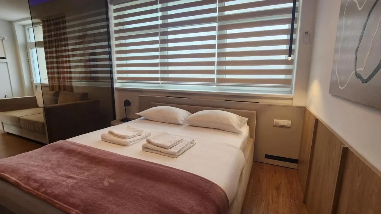 Apartmani Dobrinja - Free parking