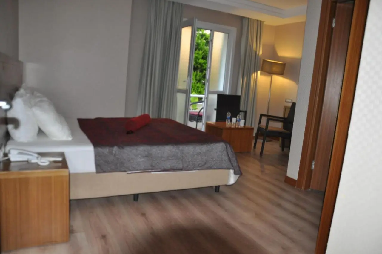 dragos island hotel